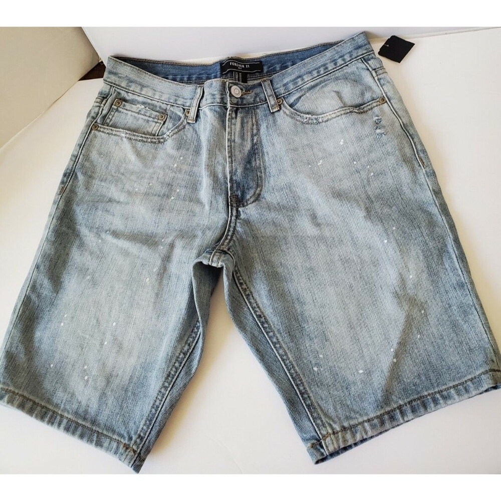 New Forever 21 Men’s distressed destroyed Denim burmudo Shorts Size 30